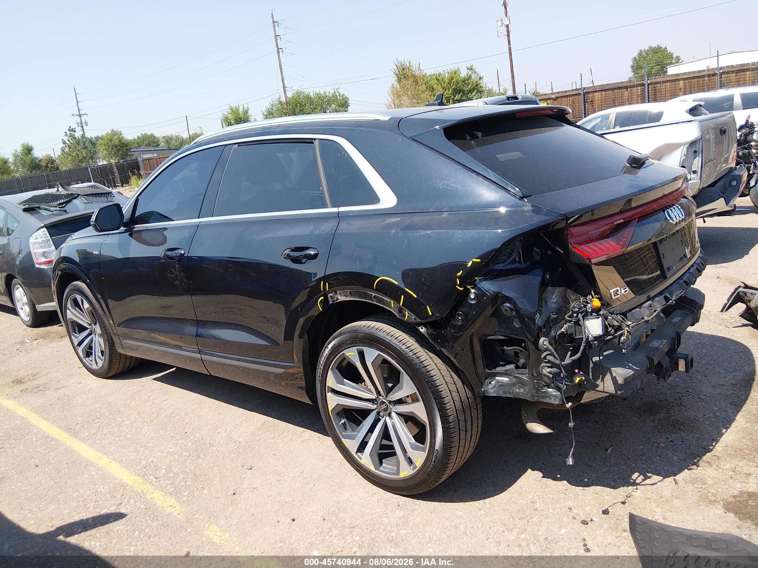 2021 AUDI Q8