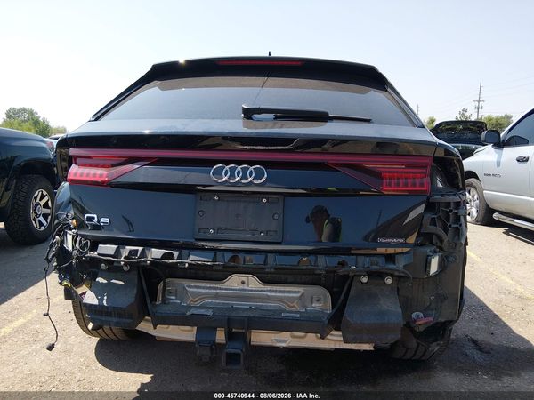 2021 AUDI Q8