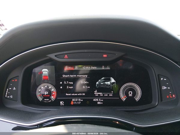 2021 AUDI Q8