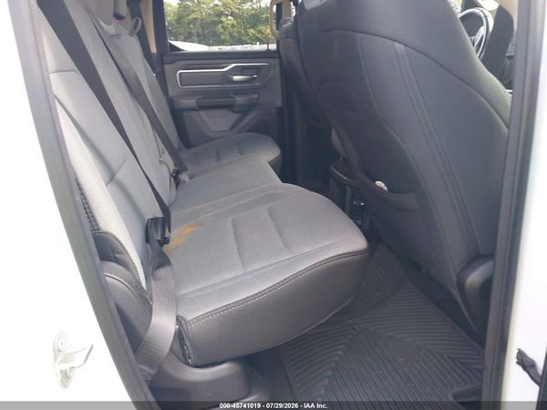 2020 RAM 1500 BIG HORN  4X4 6'4 BOX