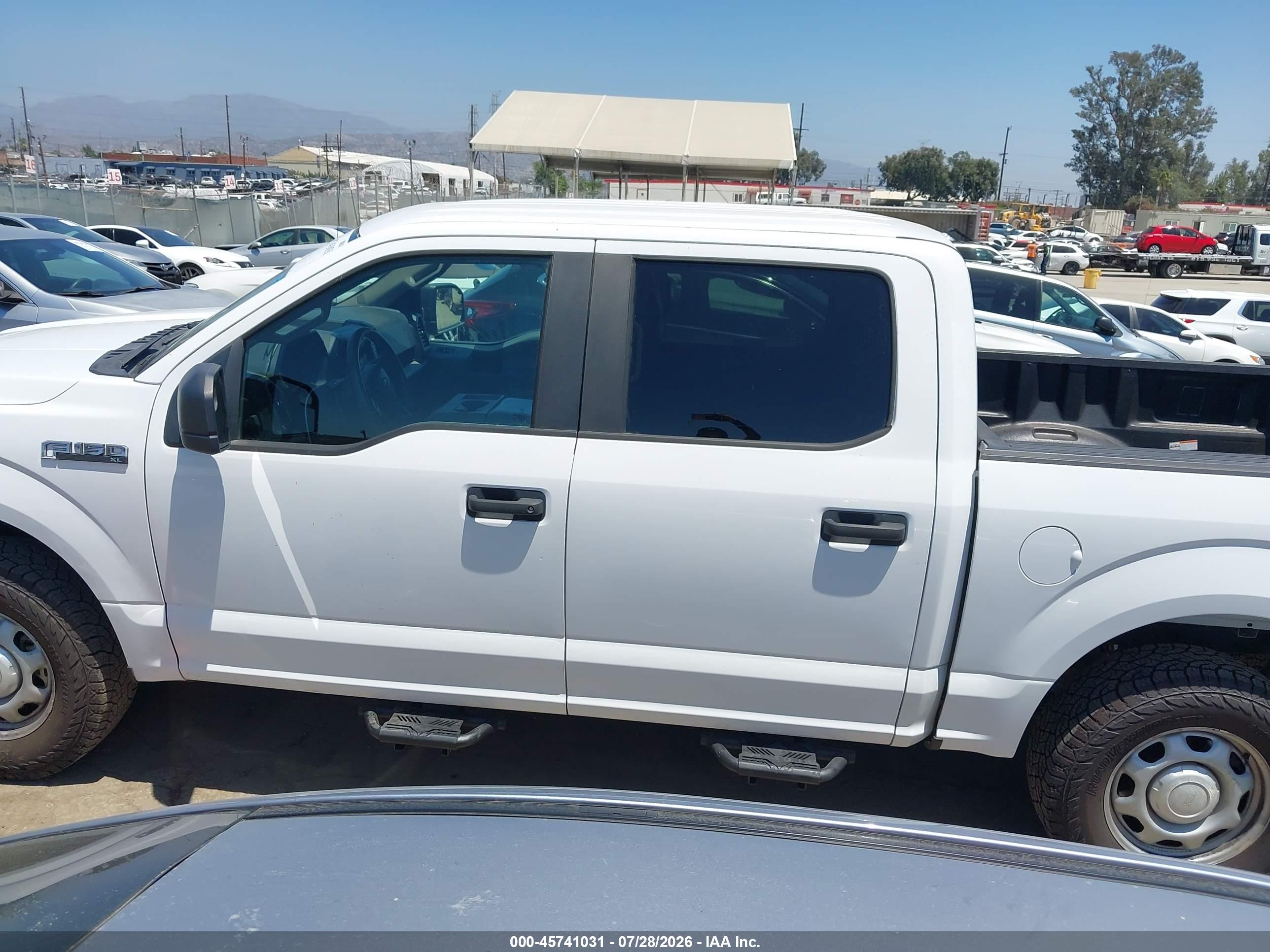 2017 FORD F-150 XL