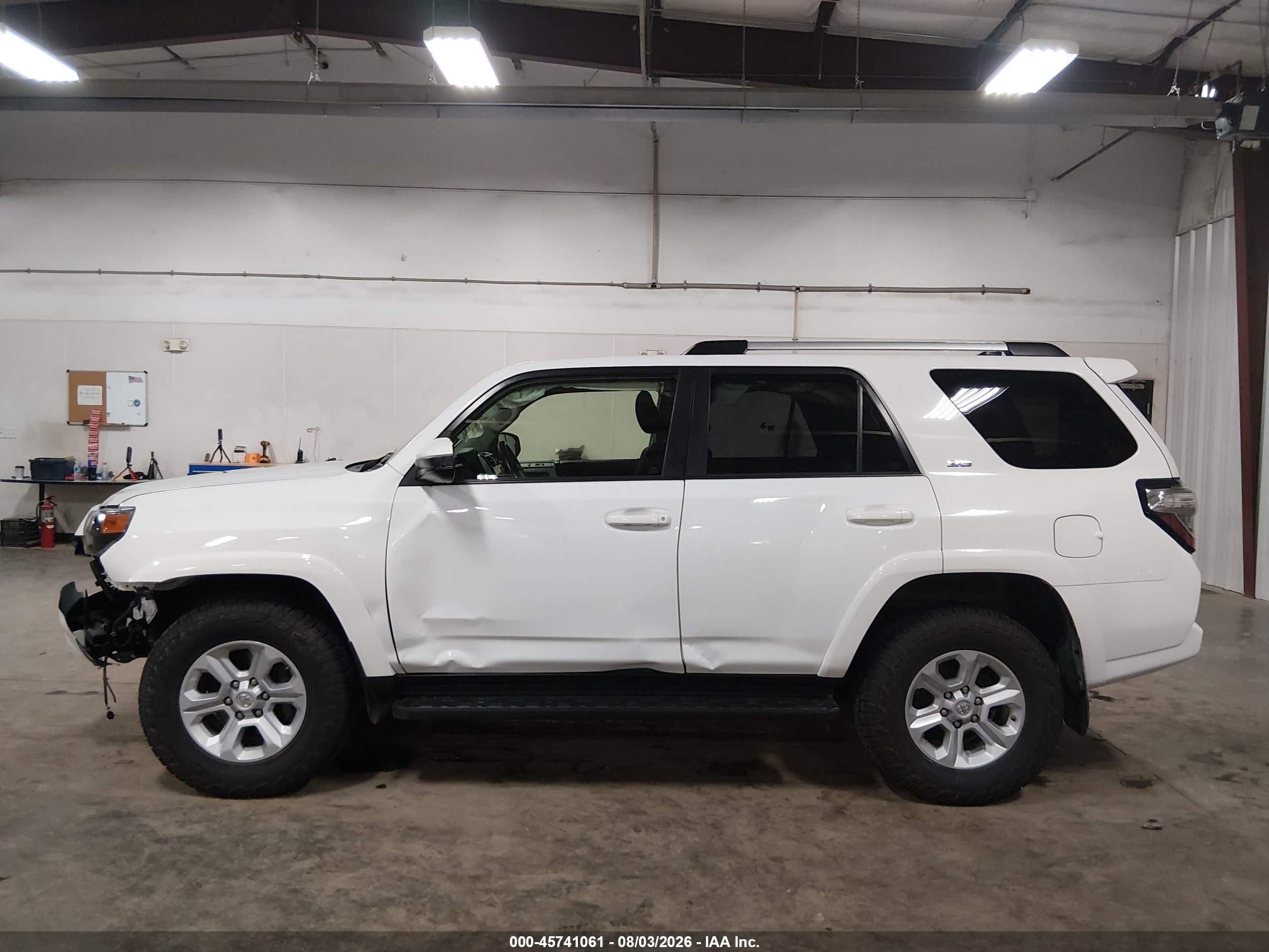 2021 TOYOTA 4RUNNER SR5