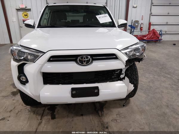 2021 TOYOTA 4RUNNER SR5