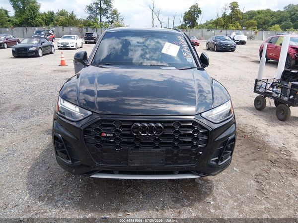 2022 AUDI SQ5