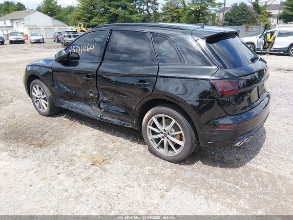 2022 AUDI SQ5