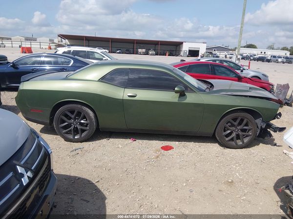 2022 DODGE CHALLENGER SXT