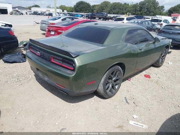 2022 DODGE CHALLENGER SXT