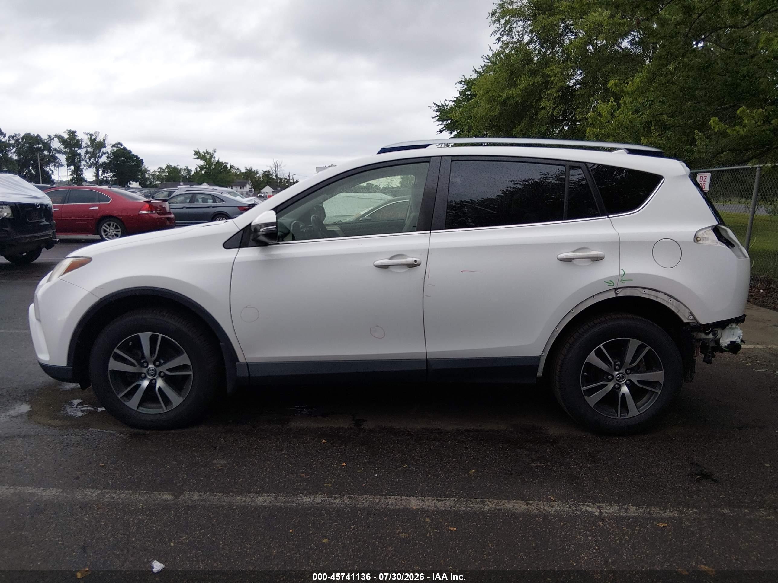 2018 TOYOTA RAV4 XLE