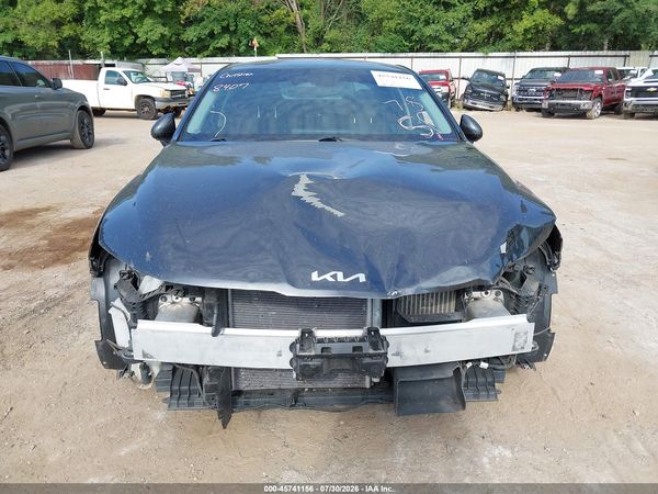 2022 KIA K5 EX