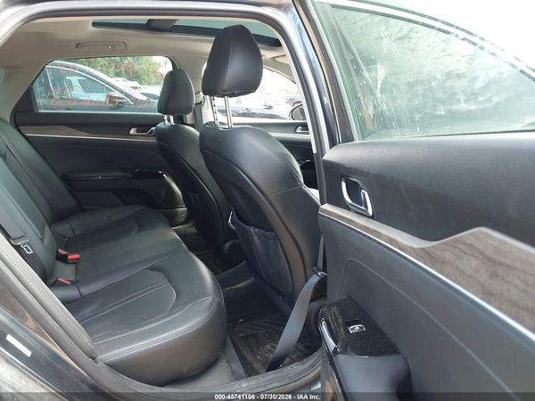 2022 KIA K5 EX