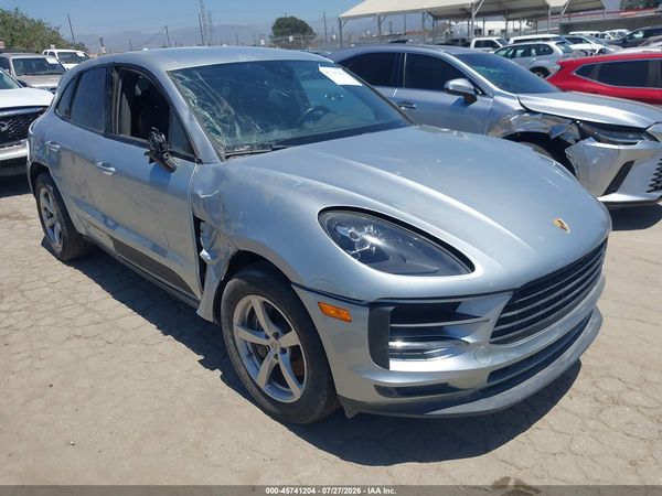 2021 PORSCHE MACAN Base
