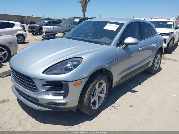 2021 PORSCHE MACAN Base