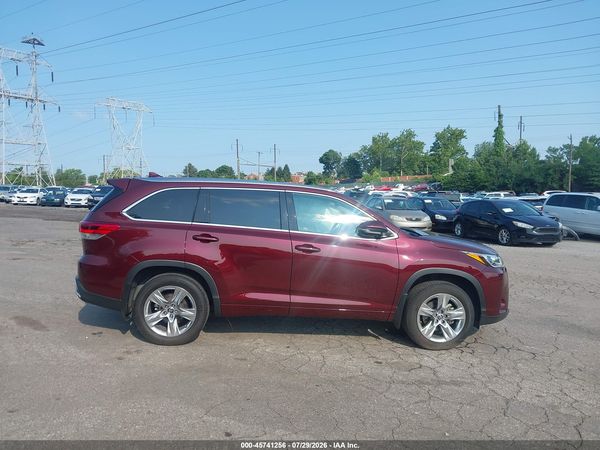 2018 TOYOTA HIGHLANDER LIMITED
