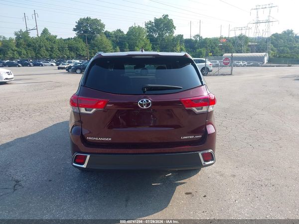 2018 TOYOTA HIGHLANDER LIMITED