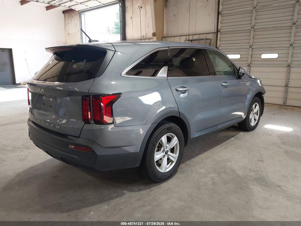 2022 KIA SORENTO LX