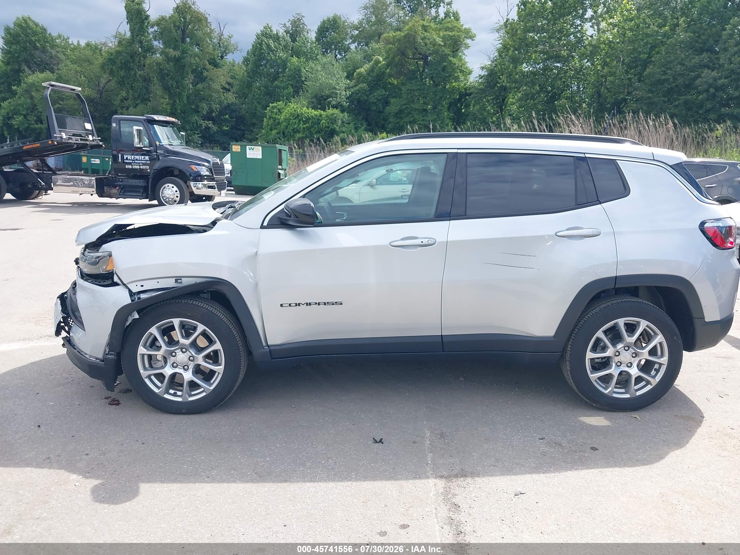 2024 JEEP COMPASS LATITUDE LUX FWD