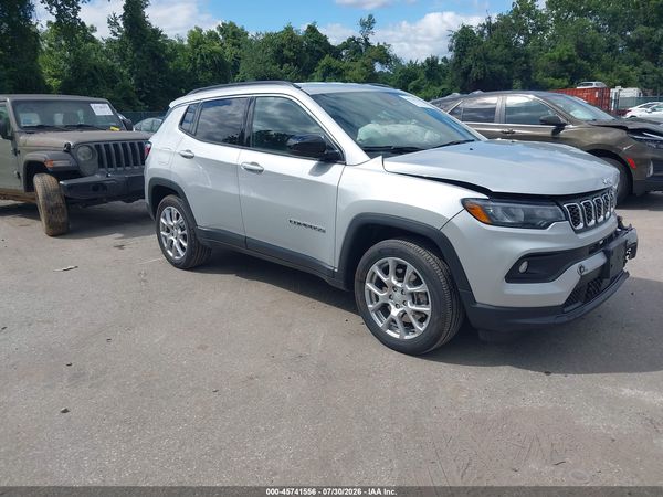 2024 JEEP COMPASS LATITUDE LUX FWD