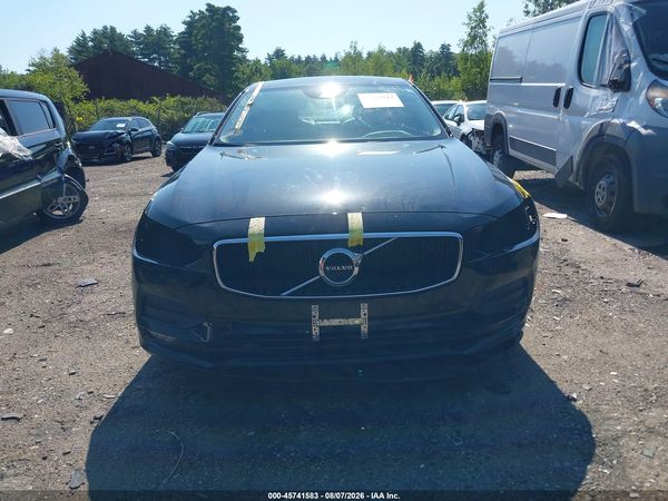 2018 VOLVO S90 T6 MOMENTUM