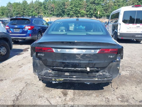 2018 VOLVO S90 T6 MOMENTUM