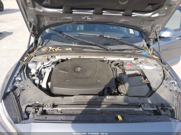 2019 VOLVO S60 T6 MOMENTUM