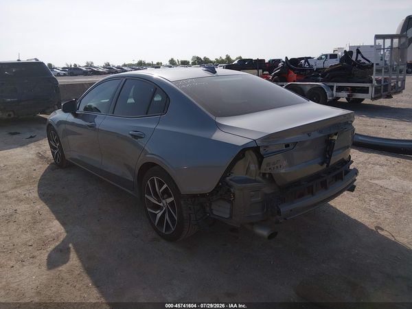 2019 VOLVO S60 T6 MOMENTUM