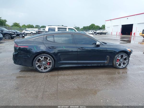 2020 KIA STINGER GT2