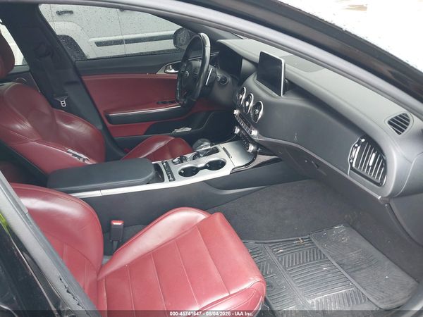 2020 KIA STINGER GT2