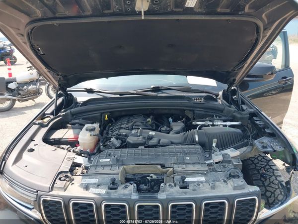 2023 JEEP GRAND CHEROKEE L LAREDO 4X4