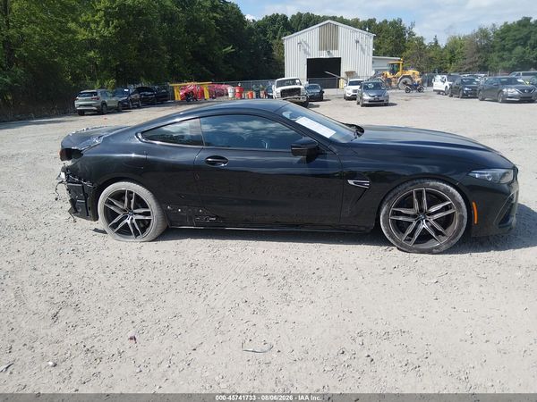 2020 BMW M8