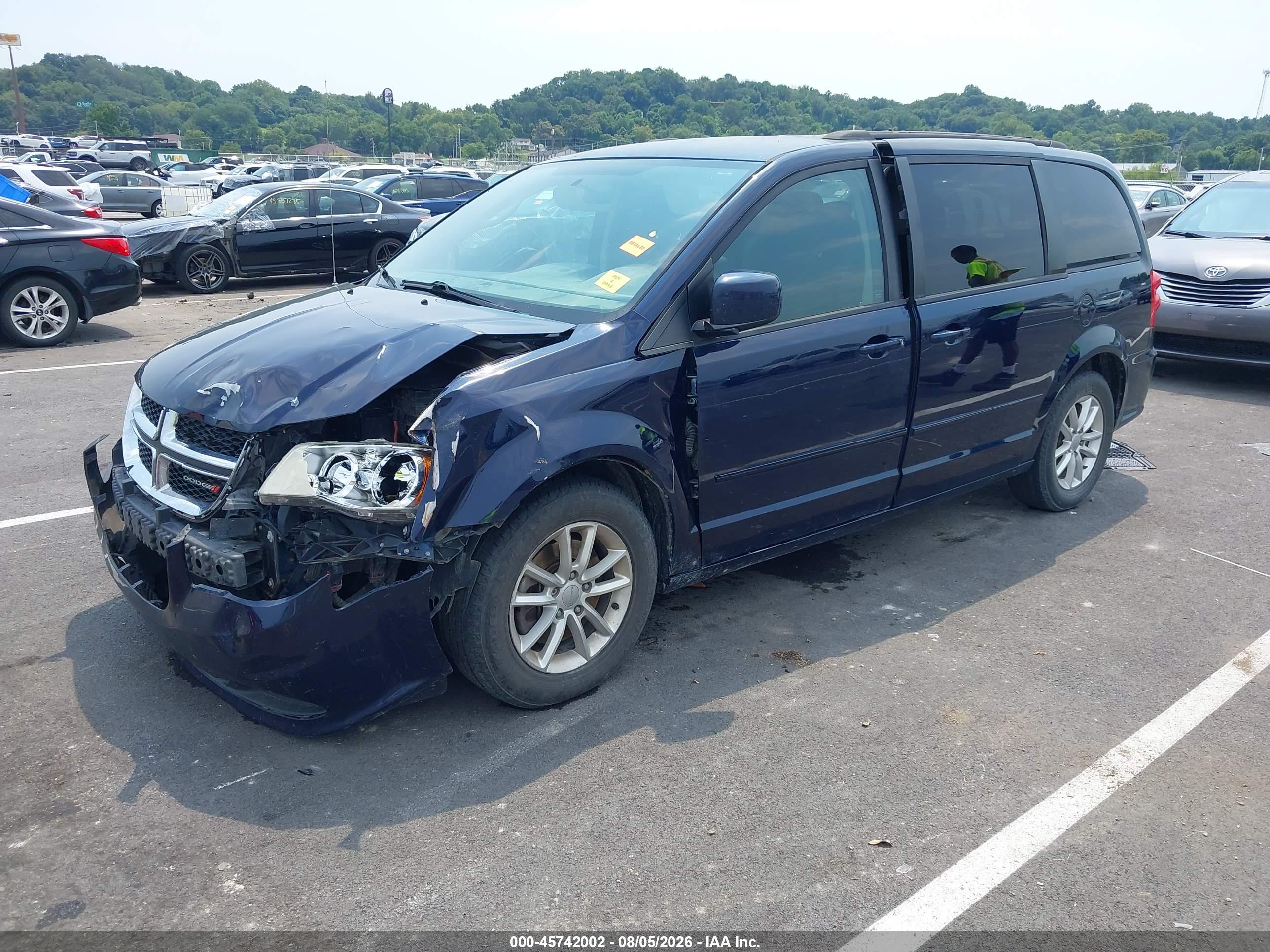 2014 DODGE GRAND CARAVAN SXT — I2