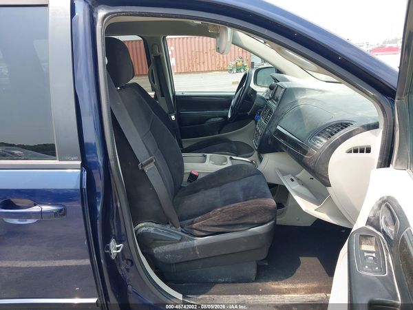 2014 DODGE GRAND CARAVAN SXT — I5