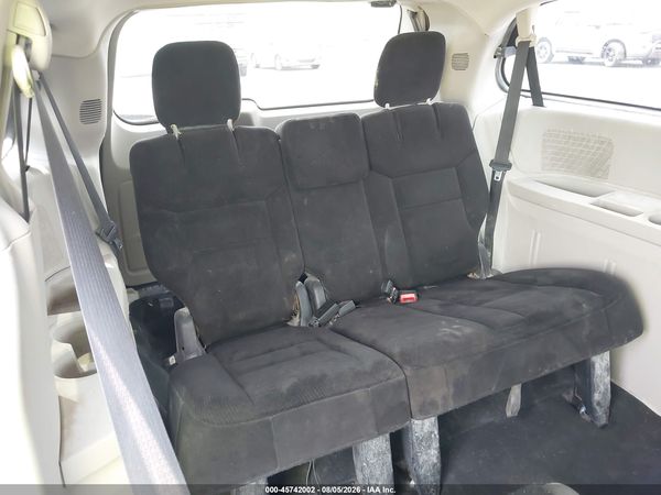 2014 DODGE GRAND CARAVAN SXT — I152