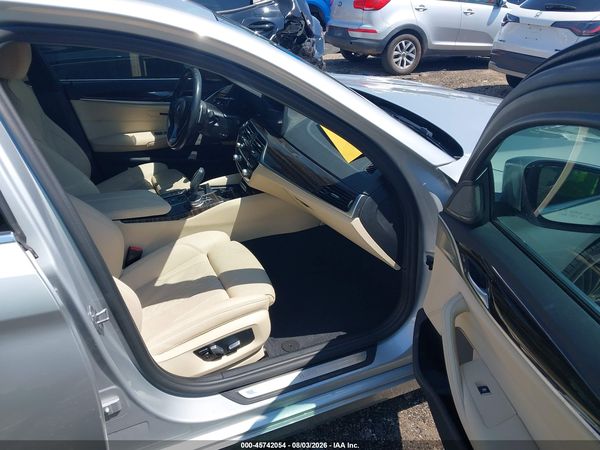 2021 BMW 530E
