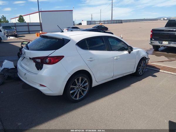 2018 MAZDA MAZDA3 TOURING