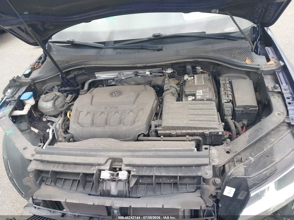 2021 VOLKSWAGEN TIGUAN — I10