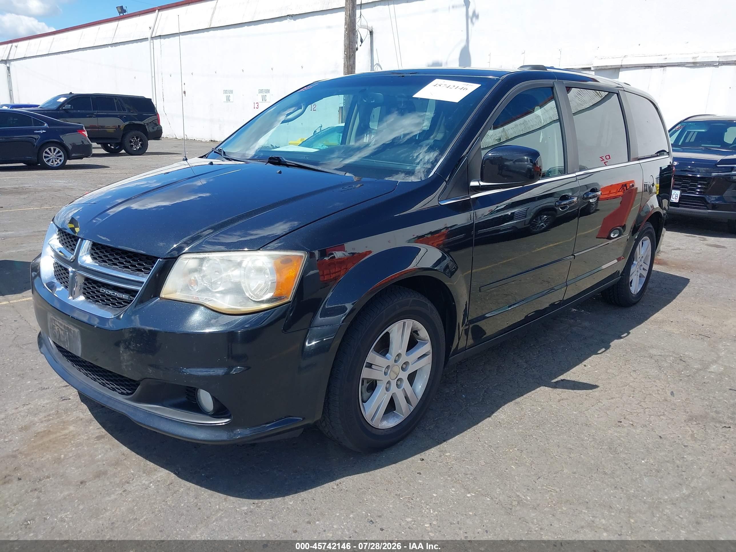 2012 DODGE GRAND CARAVAN CREW — I2