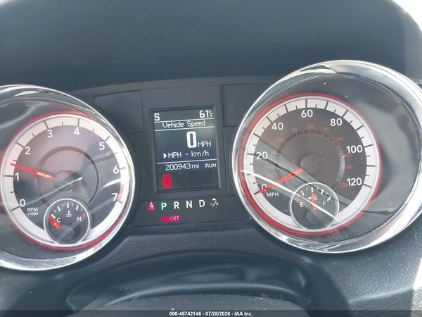 2012 DODGE GRAND CARAVAN CREW — I7