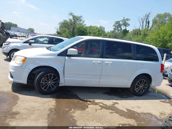 2014 DODGE GRAND CARAVAN SXT — I117