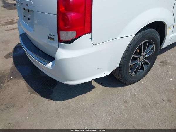 2014 DODGE GRAND CARAVAN SXT — I154