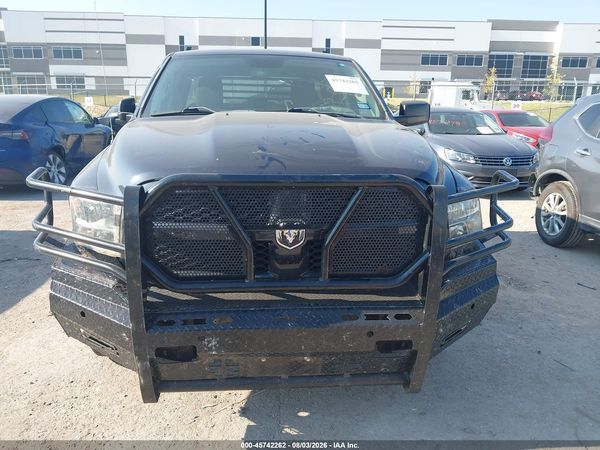 2018 RAM 1500 EXPRESS  4X2 6'4 BOX