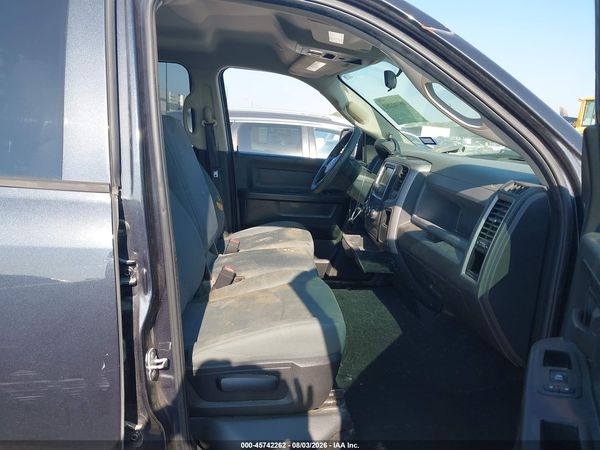 2018 RAM 1500 EXPRESS  4X2 6'4 BOX