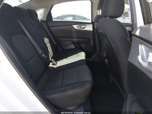 2023 KIA FORTE LXS