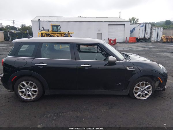 2017 MINI CLUBMAN COOPER