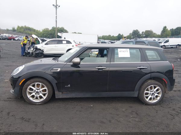 2017 MINI CLUBMAN COOPER