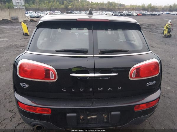 2017 MINI CLUBMAN COOPER