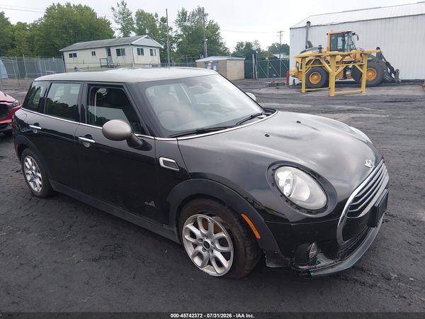2017 MINI CLUBMAN COOPER