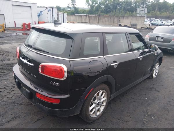 2017 MINI CLUBMAN COOPER