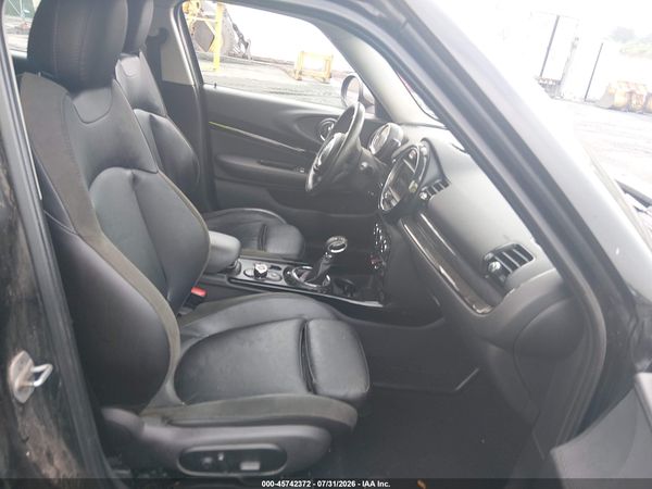 2017 MINI CLUBMAN COOPER