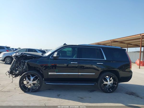2017 CADILLAC ESCALADE LUXURY