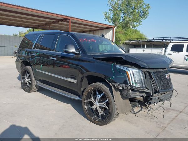 2017 CADILLAC ESCALADE LUXURY